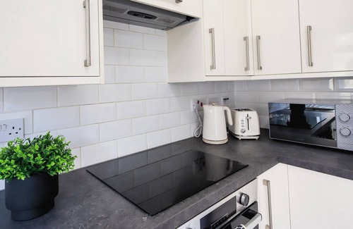 Easton Haus | St Marks House, Easton, Great Location, Free Pkng