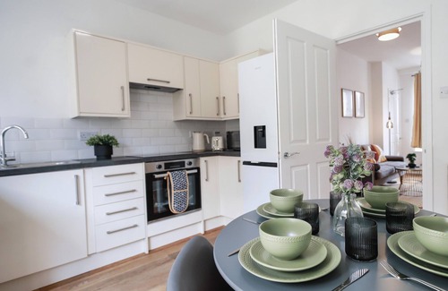 Easton Haus | St Marks House, Easton, Great Location, Free Pkng