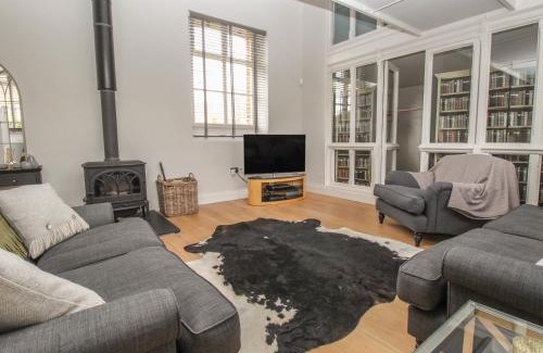 West Lulworth Haus | St Mary's Chapel