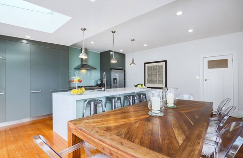 St. Mary's Bay Haus | St Marys Bay Luxuriöse Villa mit 4 Schlafzimmern für 8 & 2 Parkplätze