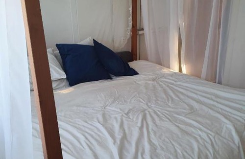 Burrow Haus | St Mouges - Skerries