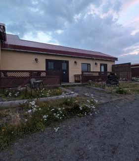 Husavik Wohnung | Staðarhóll Guesthouse room A