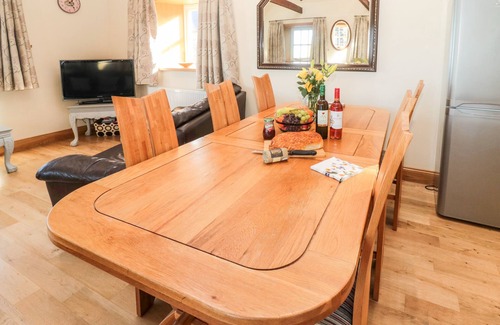 Embleton Hütte | STABLE D'OR, pet friendly, with pool in Embleton