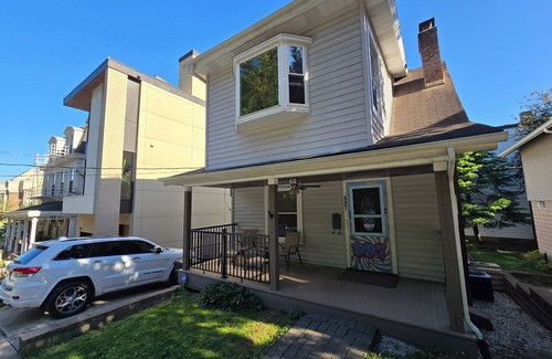 Mount Adams Wohnung | Stand Alone Studio, Free Off Street Parking, Walkable 2 Downtown, Beautiful Area