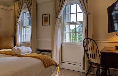 Greenwich Bed & Breakfast | Stanton House Inn