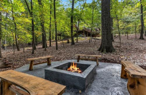 Etters Haus | Star Gazer Luxury A-Frame Wood Cabin. Near York/Harrisburg/Hershey/Lancaster