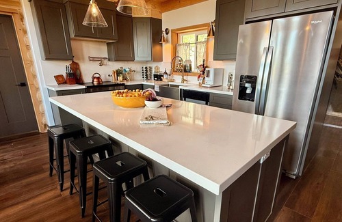 Helper Kabine | Stardust Chalet Luxe Cabin Escape @ Scofield Reservoir with lake view