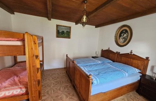 Zlebske Chvalovice Haus | Stateček plný zvířátek