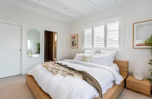 Westmere Haus | State-Of-The-Art Executive Home - Aircon - Spa