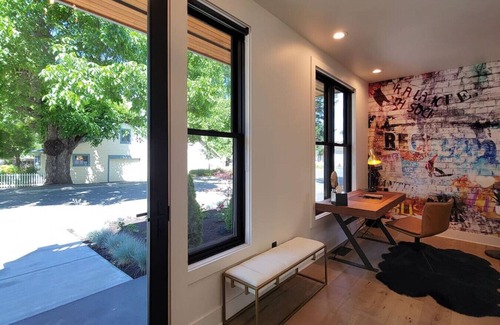 Jacksonville Haus | Station House Suite A