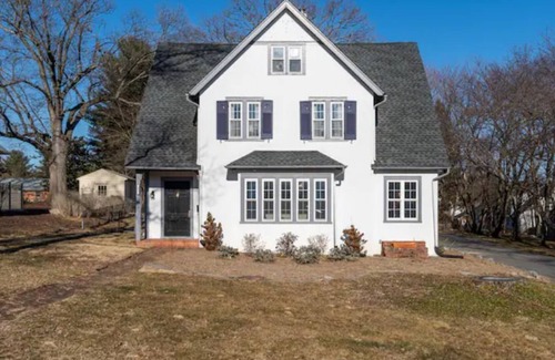 Staunton Haus | Staunton Storybook House