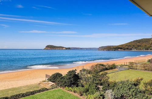 Pearl Beach Haus | Stay 3 nights, pay 2 *+Beachfront+EV charger