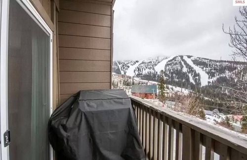 Sandpoint Eigentumswohnung | Stay and play, sleeps 6 with a beautiful view of Schweitzer Mountain