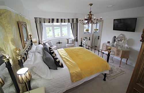 Taunton Bed & Breakfast | Stay at No.2
