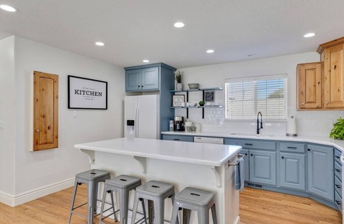Orem Haus | Stay & Gather in Luxury! So close to Everything!