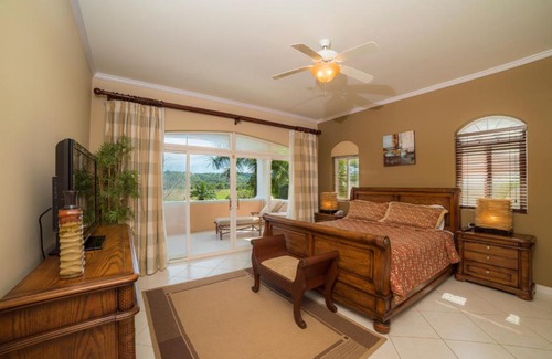 Herradura Wohnung | Stay In CR Los Sueños Condos