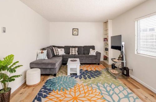 Hillcrest Wohnung | Stay in the Heart of Hillcrest!