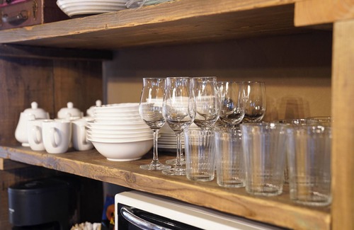 Kannai Wohnung | Stay in Yokohama Retro Old Town, film and drama locations! 5LDK, 100 sq.m. 5-minute walk to JR Kannai Station and 6 stations on 4 lines are available!