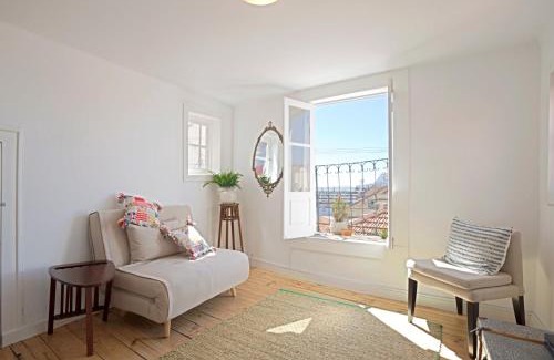 Santo Estevao Haus | Stay local in Alfama! Deolinda central Home, amazing view