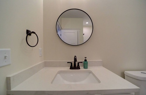 Nelson Hotel | Stay on Clay - Suite #2