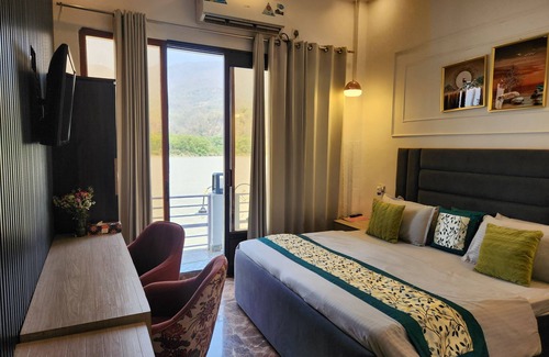Rishikesh Haus | Stay On The Ganges