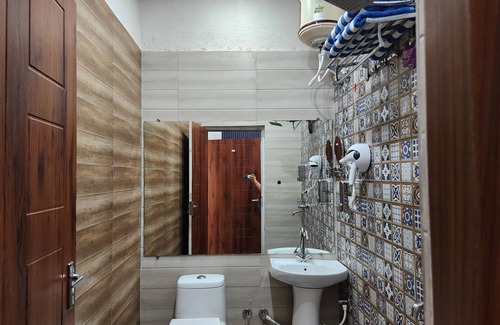 Rishikesh Haus | Stay On The Ganges