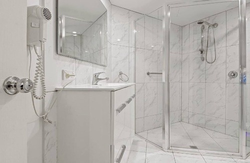 Woorim Haus | STAY & PLAY Beachside Golf Retreat
