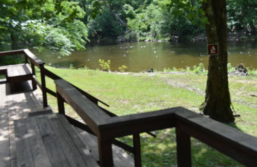 Elkins Kabine | RIVERFRONT! WHIRLPOOL ! Privatgelände. Haustierfreundlich. Volles Personal