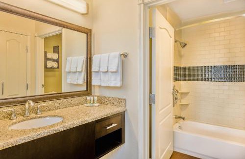 Bismarck Hotel | Staybridge Suites Bismarck by IHG