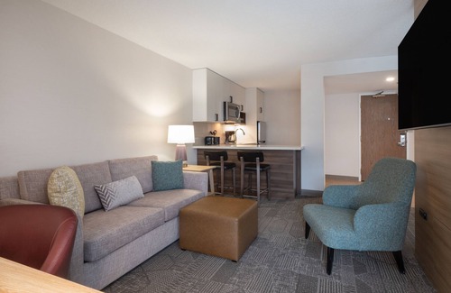 O'Hare Hotel | Staybridge Suites Chicago O'Hare - Rosemont by IHG