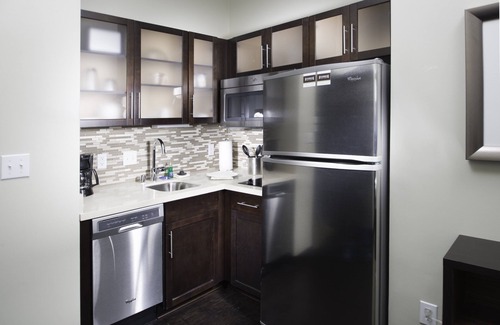 Corona Hotel | Staybridge Suites Corona South by IHG