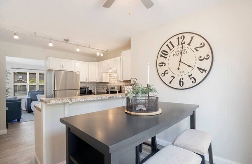 Port Austin Haus | Stayin’ & Playin’ Cottage/Pet Friendly