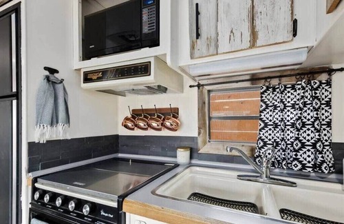 Twin Falls Wohnung | #StayinMyDistrict Twin Falls Backyard Glamper