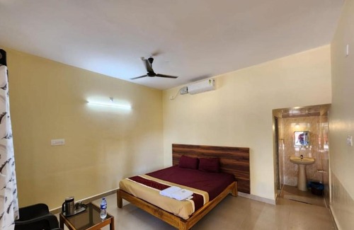 Murudeshwara Hotel | STAYMAKER Murdeshwar Beach Residency