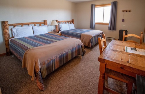 Clark Haus | Steamboat Lake Outpost, Bunkhouse Rooms