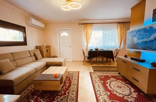 Nea Peramos Wohnung | Stefan's House