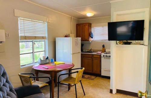 Satsuma Sonstige | Stegbone's Fish Camp and Resort