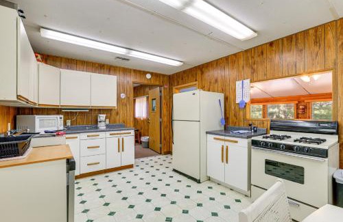 Steinhatchee Haus | Steinhatchee Home with Grill Hike, Hunt and Fish!