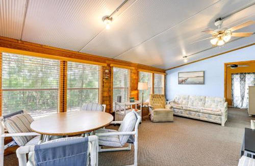 Steinhatchee Haus | Steinhatchee Home with Grill Hike, Hunt and Fish!