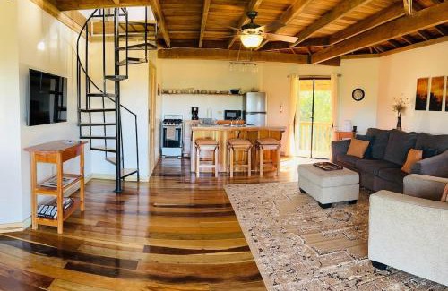 Alta Vista Haus | Stellar Cottage W Amazing Views On Hummingbird Hwy
