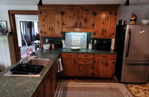 Shaftsbury Haus | Stepping back into time. Shaftsbury,Vt. Rolling farm land views close to town!