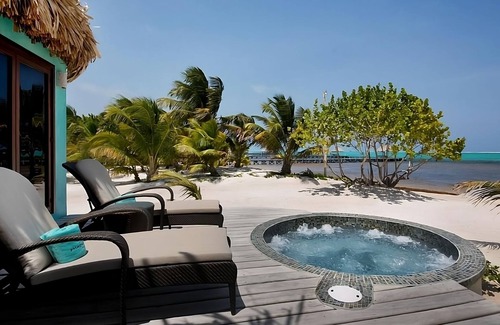 San Pedro Wohnung | Steps Away from the Beach! 2 Relaxing Units, Close to Hol Chan Marine Reserve!