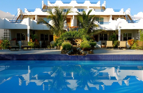 Sittee River Villa | Schritte zum Strand - ein toller Urlaub!