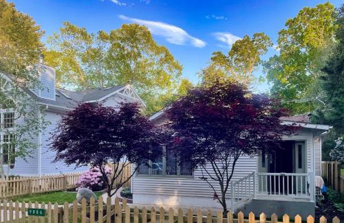 Union Pier Haus | Steps from the Sand