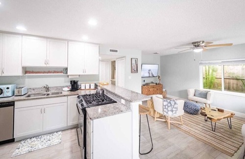 Cocoa Beach Haus | Steps to Beach + River | Family & Pet-Friendly