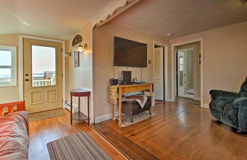 Buzzards Bay Haus | Steps to Cape Cod Canal Buzzards Bay Home