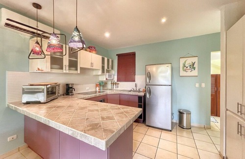 Coco Sunset Hills Eigentumswohnung | Steps to Pool - 200Mbps Internet - Walk to Beach