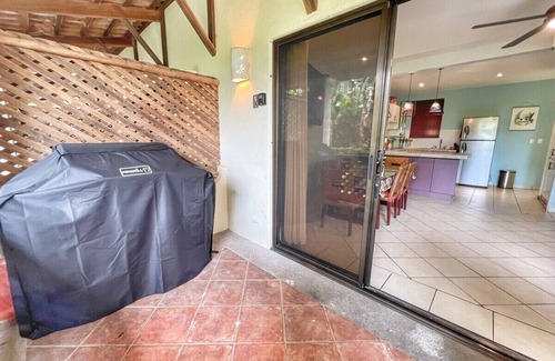 Coco Sunset Hills Eigentumswohnung | Steps to Pool - 200Mbps Internet - Walk to Beach