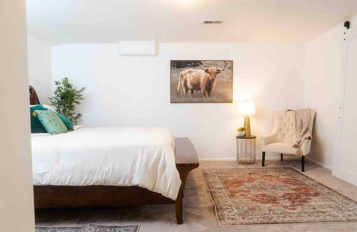 Stetson Hills Wohnung | Stetson Hills Chic Getaway - 1000 sq ft apartment style fully private