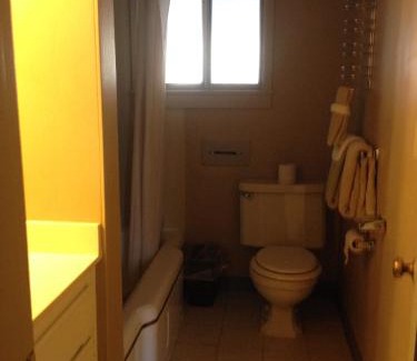 Kings Beach Hotel | Stevenson’s Inn